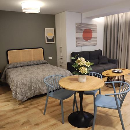 Apartamentos Leonor Μάλαγα Εξωτερικό φωτογραφία