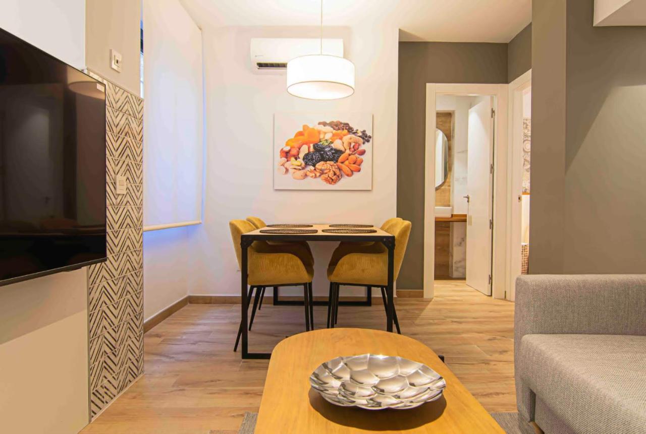 Apartamentos Leonor Μάλαγα Εξωτερικό φωτογραφία