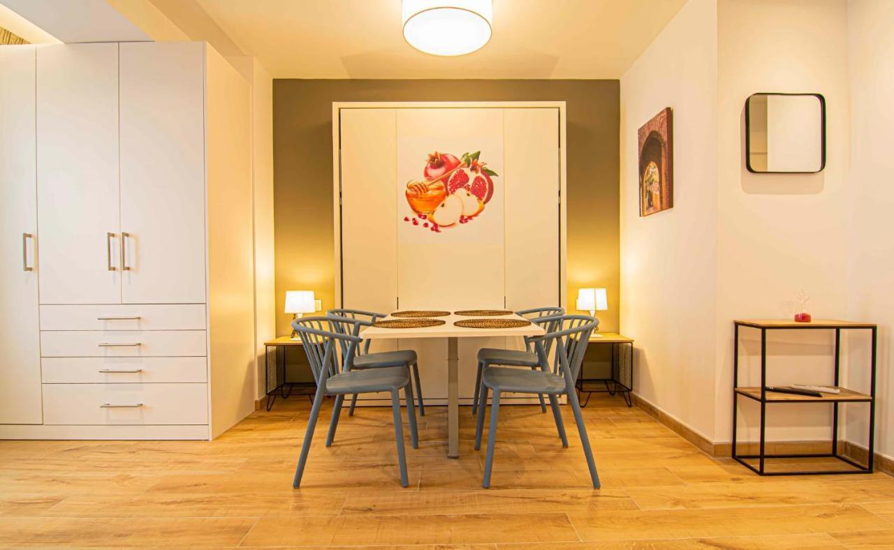 Apartamentos Leonor Μάλαγα Εξωτερικό φωτογραφία