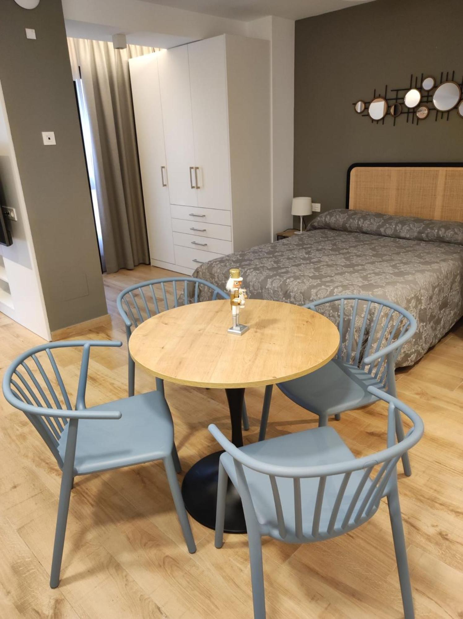 Apartamentos Leonor Μάλαγα Εξωτερικό φωτογραφία